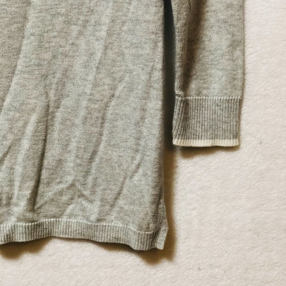 Elle Gray and White Dotted Long Sleeve Sweater Size XZ - Picture 6 of 6
